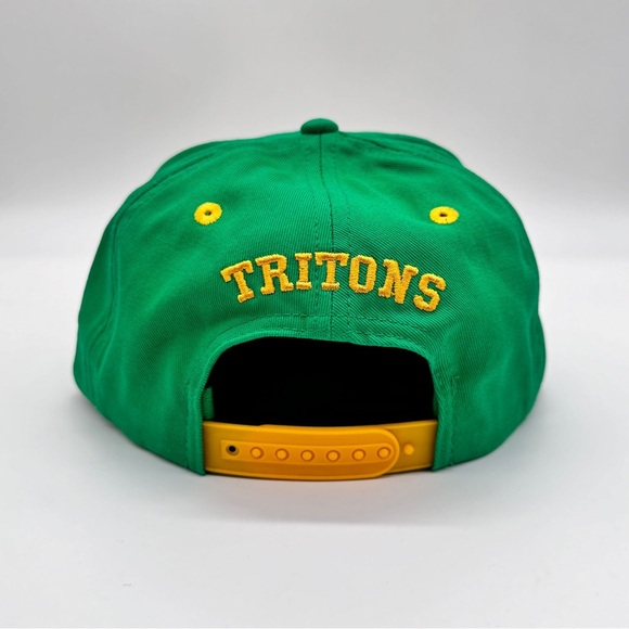 Guam Brand New Tritons Embroidered Logo Essential Cotton Snapback Cap - Picture 2 of 10